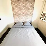 Superbes Studios Av Versailles A Paris 16