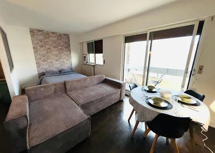 Superbes Studios Av Versailles A Paris 16